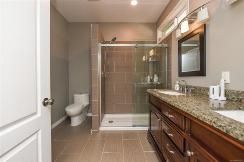 2133 Perth Pl, Courtenay, BC 