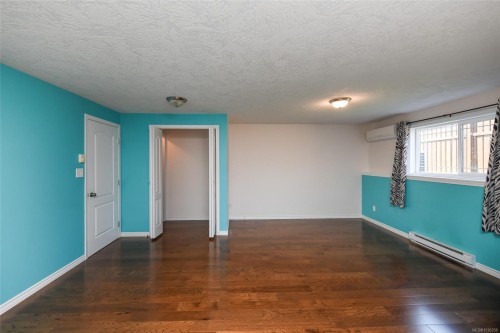 2133 Perth Pl, Courtenay, BC 