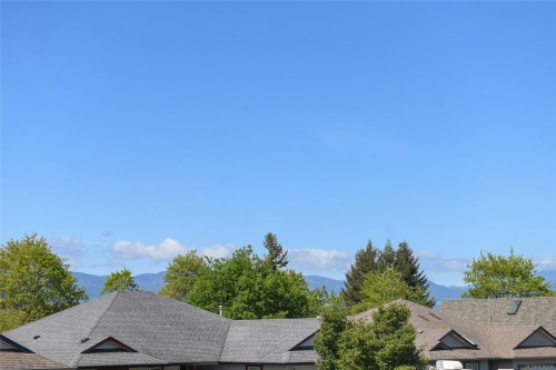 2133 Perth Pl, Courtenay, BC 