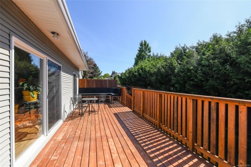2133 Perth Pl, Courtenay, BC 