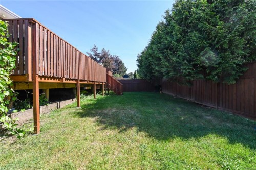 2133 Perth Pl, Courtenay, BC 