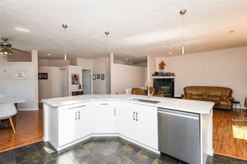 2133 Perth Pl, Courtenay, BC 