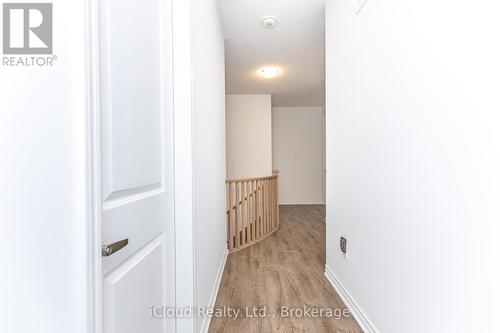 302 Calla Point, Milton, ON - Indoor Photo Showing Other Room