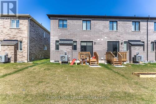 302 Calla Point, Milton, ON - Outdoor