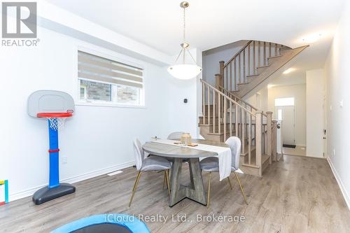 302 Calla Point, Milton, ON 