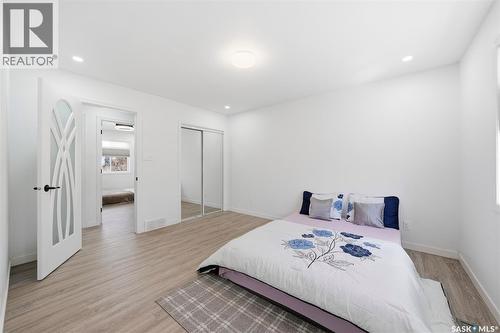 408 L Avenue N, Saskatoon, SK - Indoor Photo Showing Bedroom