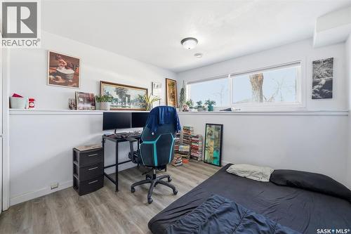 408 L Avenue N, Saskatoon, SK - Indoor Photo Showing Bedroom