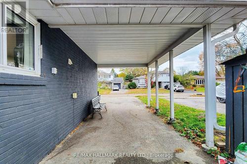 4 Devins Drive, Aurora, ON - Outdoor With Exterior