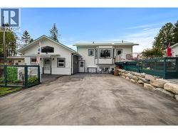 7527 Park Drive West Radium Hot Springs, BC V0A 1M0