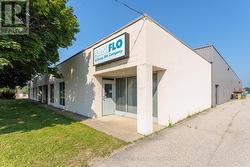 9 - 685 SPEEDVALE AVENUE  Guelph, ON N1K 1E6