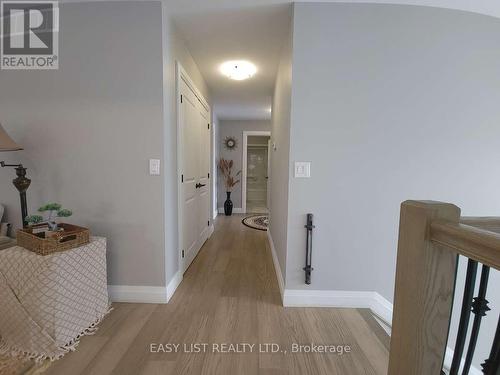 4403 Belmont Avenue, Lakeshore, ON - Indoor Photo Showing Other Room