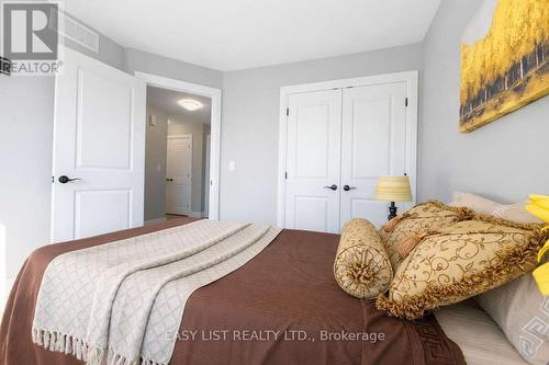 4403 Belmont Avenue, Lakeshore, ON - Indoor Photo Showing Bedroom