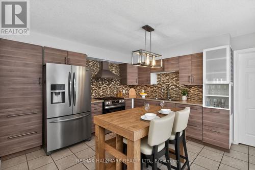 Kitchen - 10 Musquake Court, Tiny, ON - Indoor