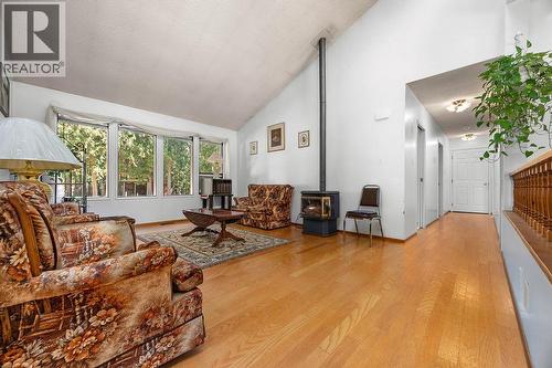 133 Springbend Road, Enderby, BC - Indoor Photo Showing Living Room