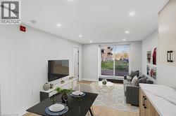 579 CLARE Avenue Unit# 111 Welland, ON L3C 3B7