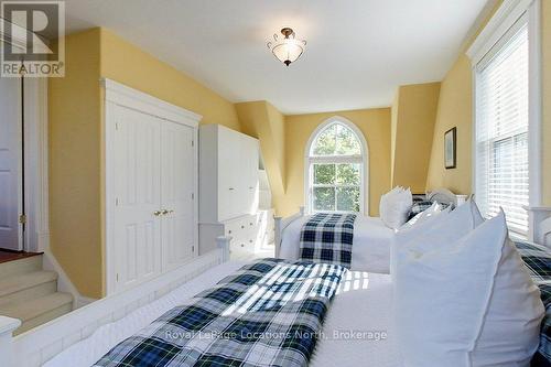 202 Snowbridge Way, Blue Mountains, ON - Indoor Photo Showing Other Room