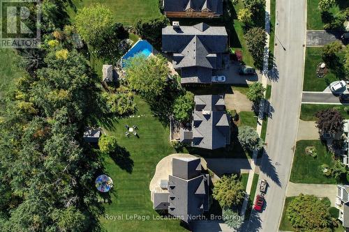 202 Snowbridge Way, Blue Mountains, ON - Outdoor