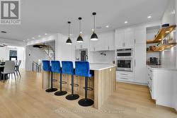 Main Level - Kitchen - 