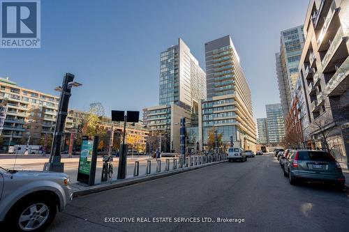 1902 E - 36 LISGAR STREET  Toronto, ON M6J 3G2