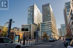 1902 E - 36 LISGAR STREET Toronto, ON M6J 3G2