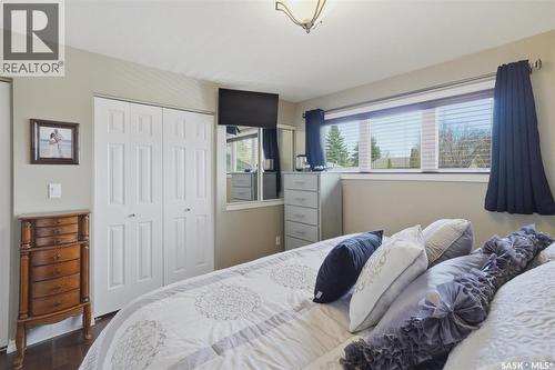 3402 Calder Crescent, Saskatoon, SK - Indoor Photo Showing Bedroom