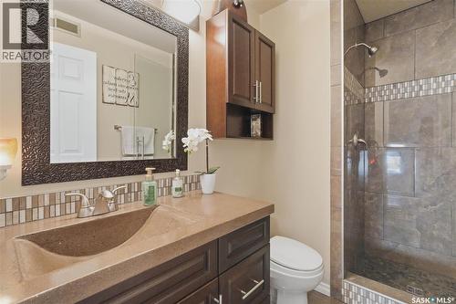 3402 Calder Crescent, Saskatoon, SK - Indoor Photo Showing Bathroom