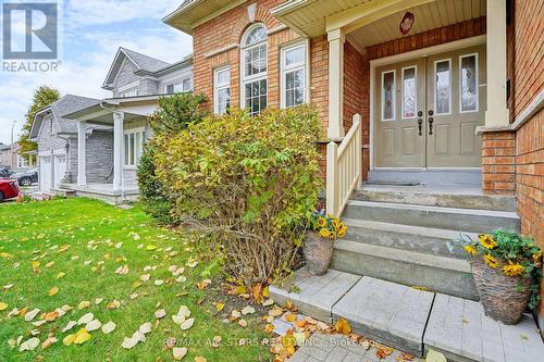 54 Bretton Circle, Markham, ON - Outdoor