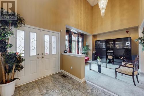 54 Bretton Circle, Markham, ON - Indoor Photo Showing Other Room