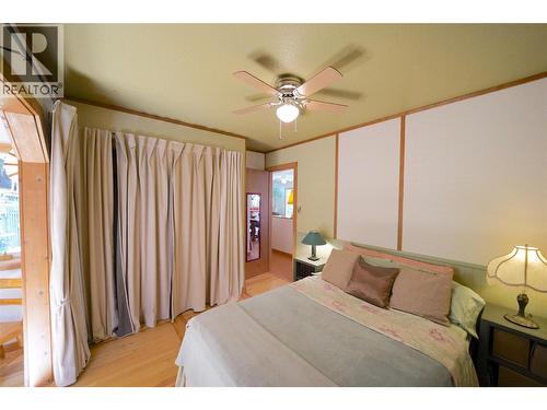 281 Iwanik Road, Procter, BC - Indoor Photo Showing Bedroom