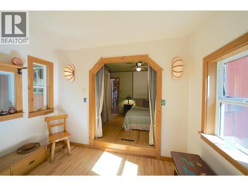 281 Iwanik Road, Procter, BC - Indoor