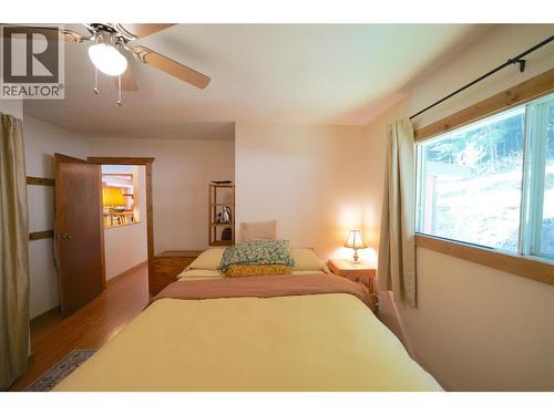 281 Iwanik Road, Procter, BC - Indoor Photo Showing Bedroom