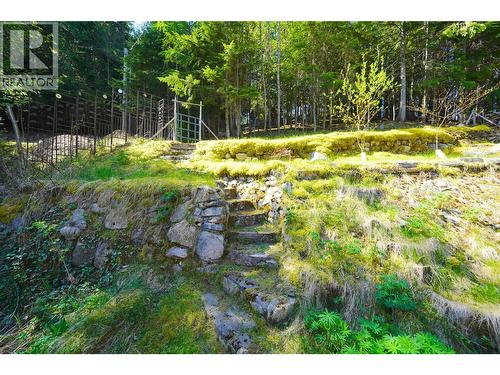 281 Iwanik Road, Procter, BC - Outdoor