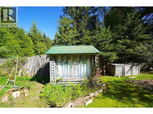 281 Iwanik Road, Procter, BC - Outdoor