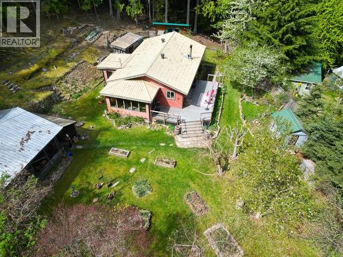 281 Iwanik Road, Procter, BC - Outdoor