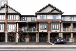 7 RIDGESIDE LANE Hamilton, ON L8B 1W5