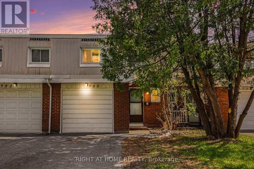 207 - 980 GULF PLACE  Ottawa, ON K1K 3Y1
