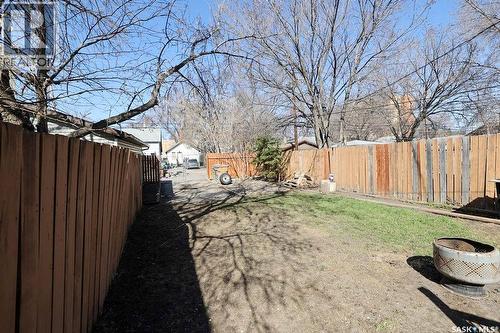 2066 Wallace Street, Regina, SK - Outdoor