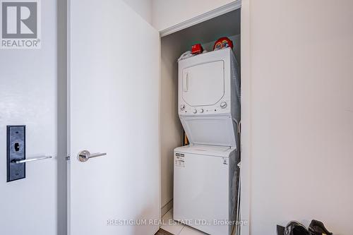 1311 - 285 Dufferin Street, Toronto, ON - Indoor Photo Showing Laundry Room