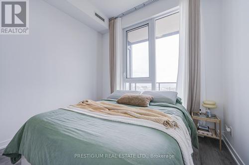 1311 - 285 Dufferin Street, Toronto, ON - Indoor Photo Showing Bedroom