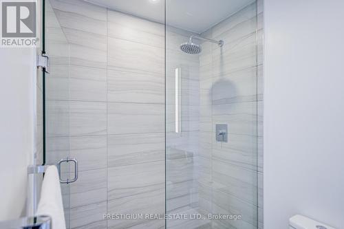 1311 - 285 Dufferin Street, Toronto, ON - Indoor Photo Showing Bathroom