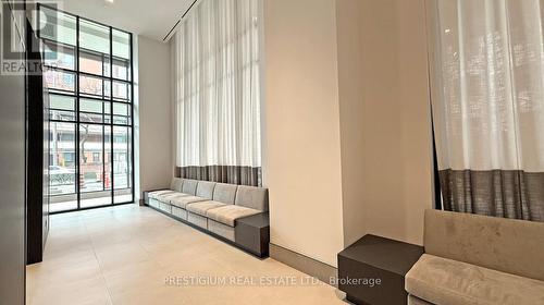 1311 - 285 Dufferin Street, Toronto, ON - Indoor Photo Showing Other Room