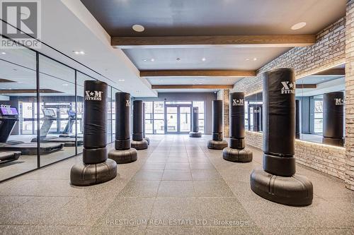 1311 - 285 Dufferin Street, Toronto, ON - Indoor Photo Showing Other Room