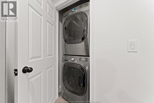 702 Pierre Unit# 8, Windsor, ON - Indoor Photo Showing Laundry Room