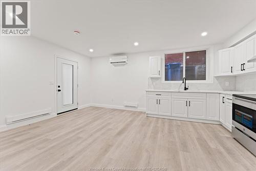 702 Pierre Unit# 8, Windsor, ON - Indoor Photo Showing Other Room