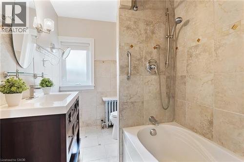 115 Filbert Street, Kitchener, ON - Indoor Photo Showing Bathroom