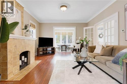 115 Filbert Street, Kitchener, ON - Indoor Photo Showing Living Room