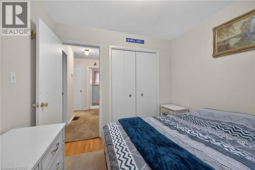 582 Woodview Road, Burlington, ON - Indoor Photo Showing Bedroom