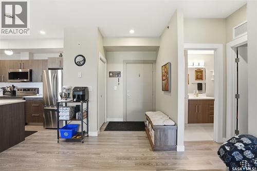 322 142 Pawlychenko Lane, Saskatoon, SK - Indoor Photo Showing Kitchen With Stainless Steel Kitchen