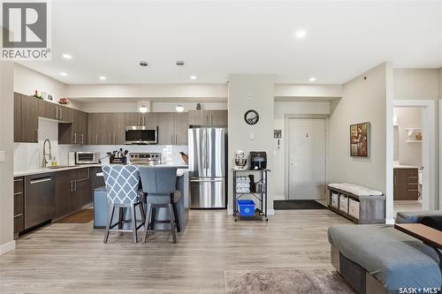 322 142 Pawlychenko Lane, Saskatoon, SK - Indoor Photo Showing Kitchen With Stainless Steel Kitchen