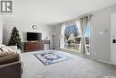 158 Trifunov Crescent, Regina, SK  - Indoor Photo Showing Living Room 